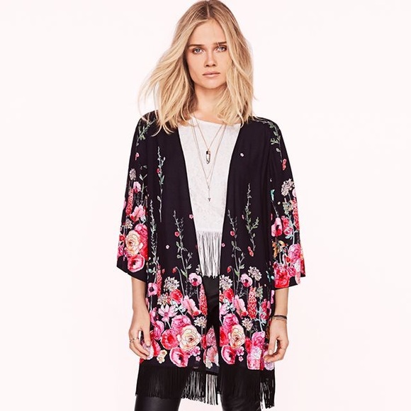 taehyung h&m kimono